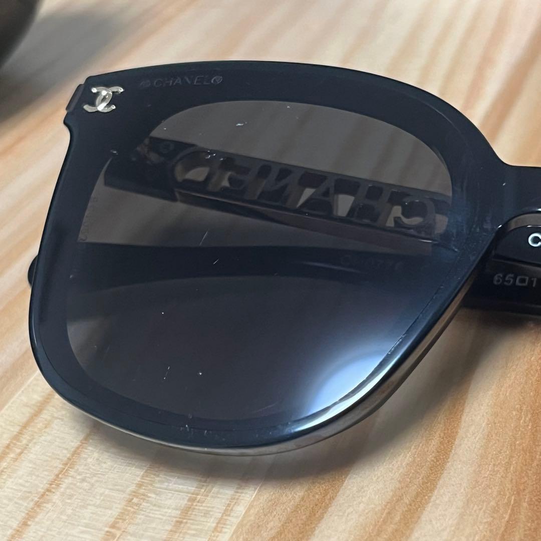CHANEL サングラス　ココマーク　サイドロゴ　ケース付き