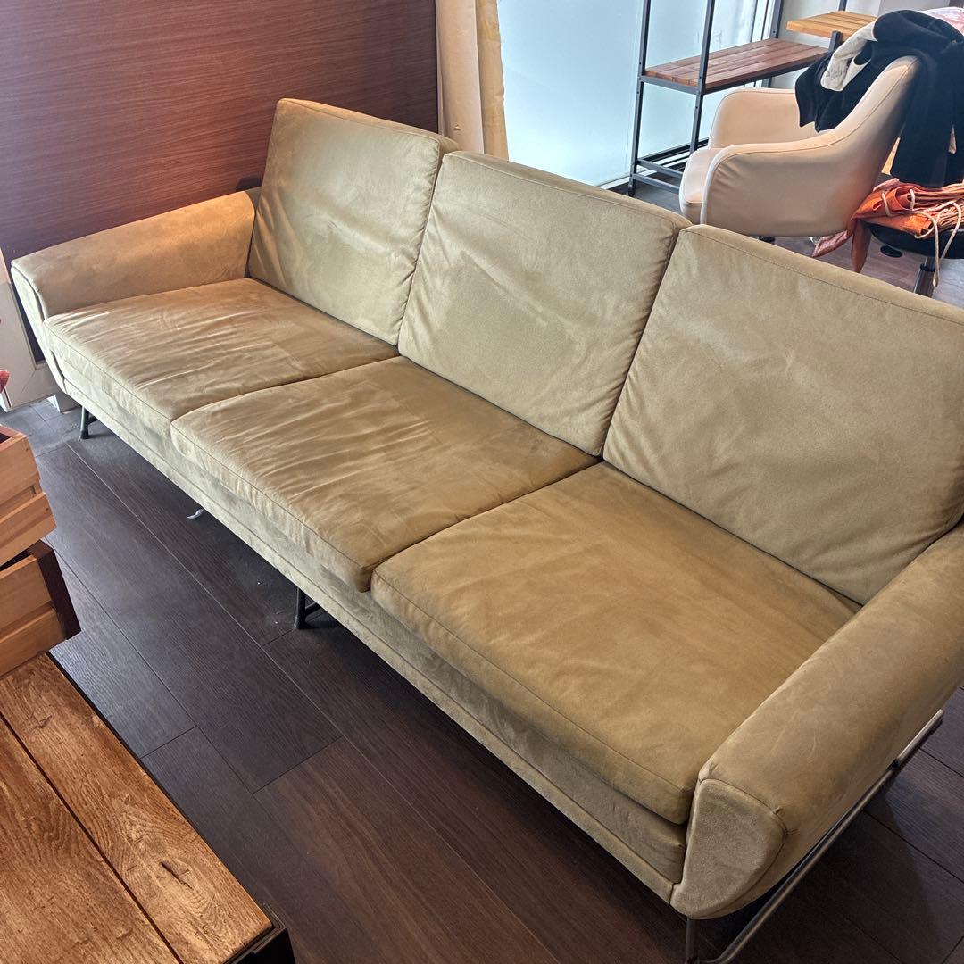 オリーブグリーン 3人掛けソファ モダン