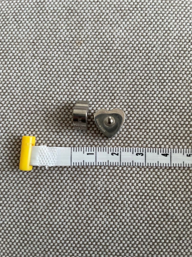 BALENCIAGA ハートピアス 片耳