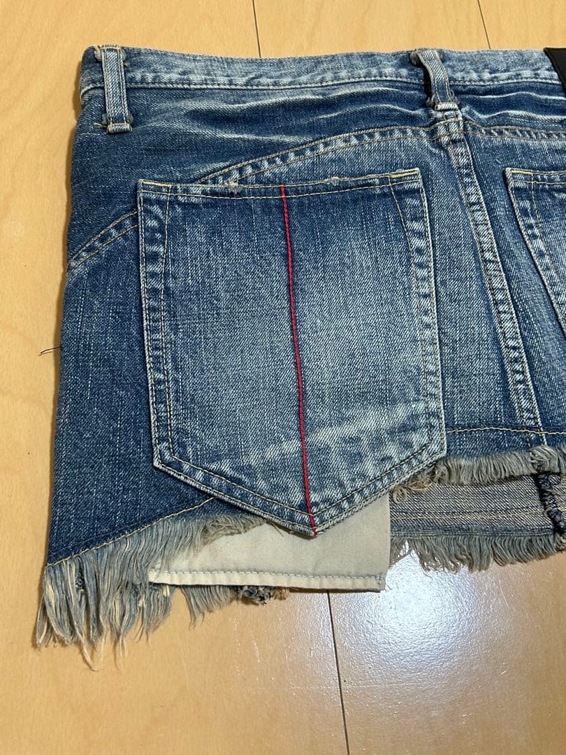 L.G.B. デニムミニスカート フリンジヘム