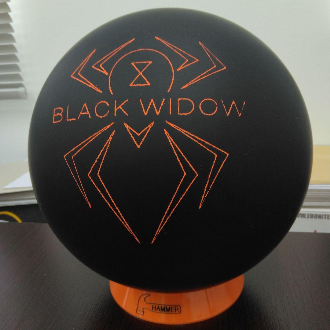 HAMMER BLACK WIDOW ボウリングウレタンボール14p4ozです。