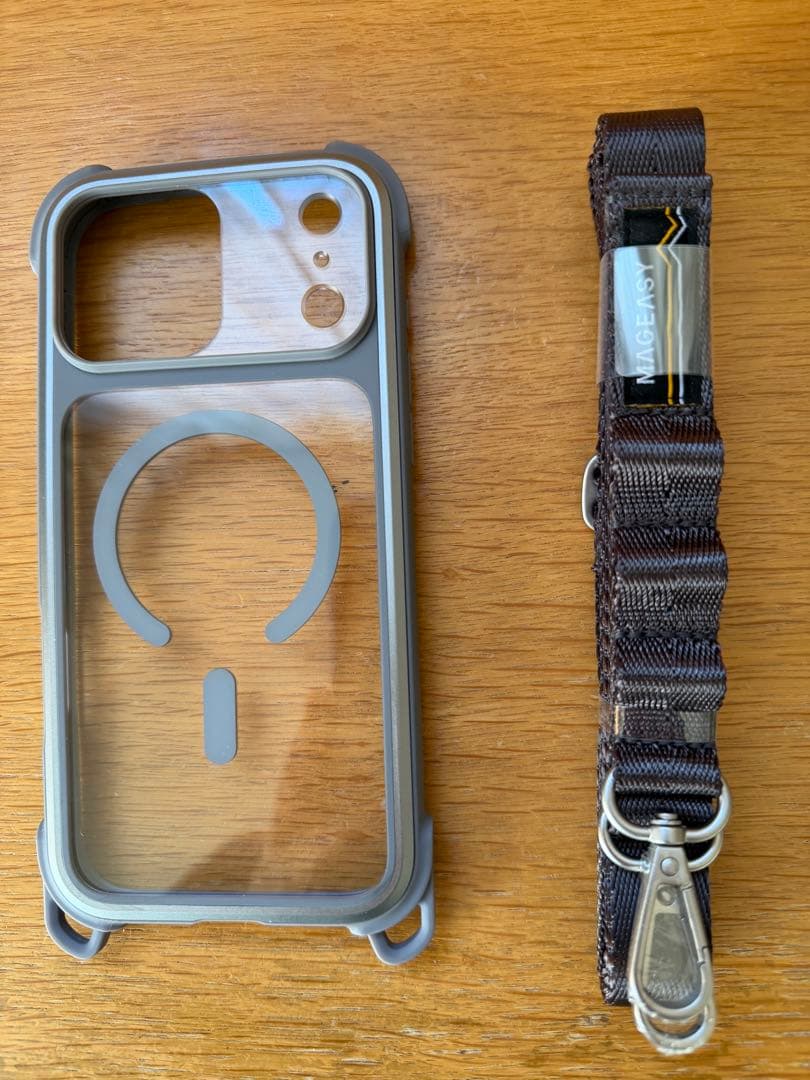 MagEasy iPhone17ProMax用対衝撃ケース+ネックストラップ