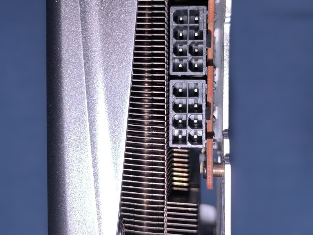 グラフィックボード・グラボ・ビデオカード SAPPHIRE NITRO+ RADEON RX 5700 XT 8G