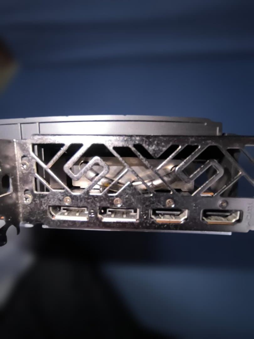 グラフィックボード・グラボ・ビデオカード SAPPHIRE NITRO+ RADEON RX 5700 XT 8G