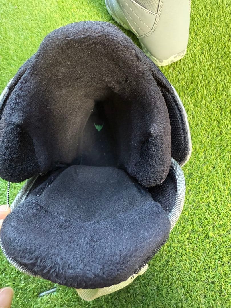 子供キッズ Burton ジップライン BOAスノーボードブーツ グレー22cm