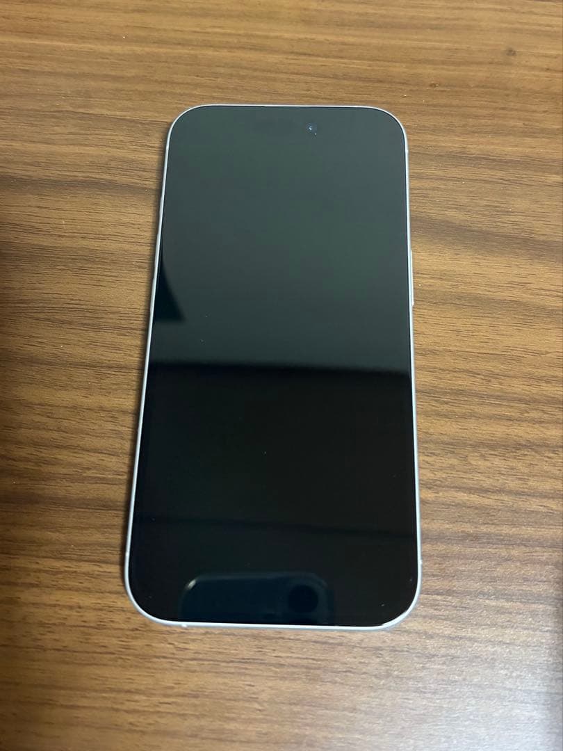 【美品】iPhone16 128GB ホワイト SIMフリー 液晶・外装傷なし