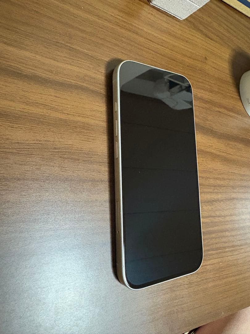 【美品】iPhone16 128GB ホワイト SIMフリー 液晶・外装傷なし