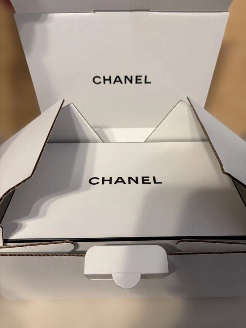 【シャネル】ボーイドゥシャネル ジェル モイスチャライザー・アンチ シャイン