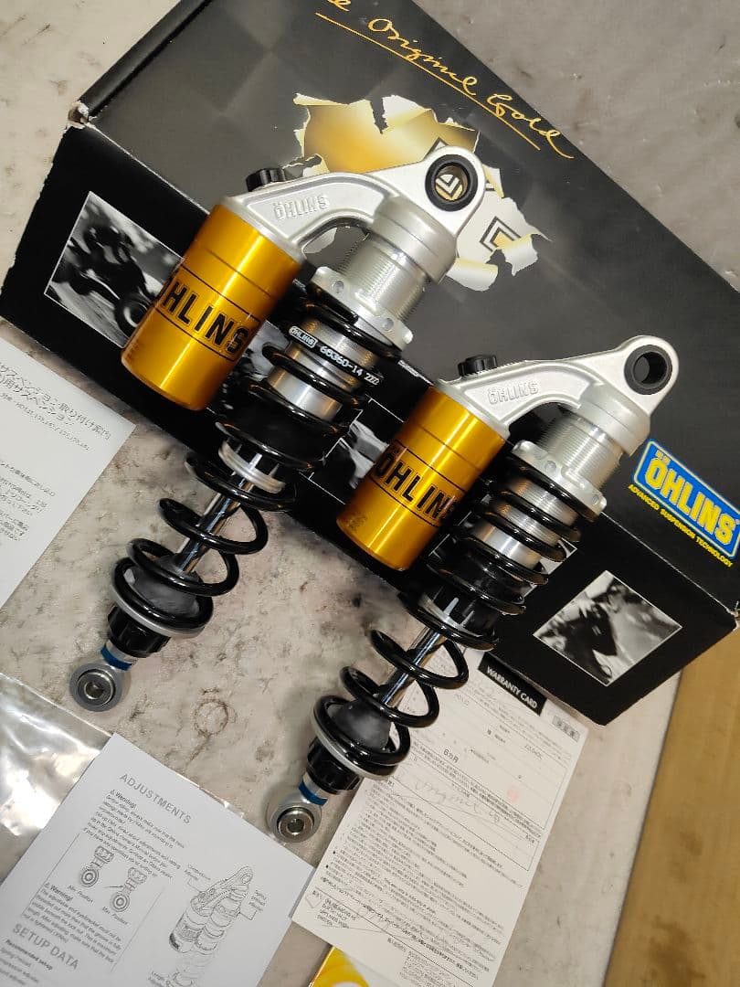 ÖHLINS CB400SF CB750用リヤサスペンションセット