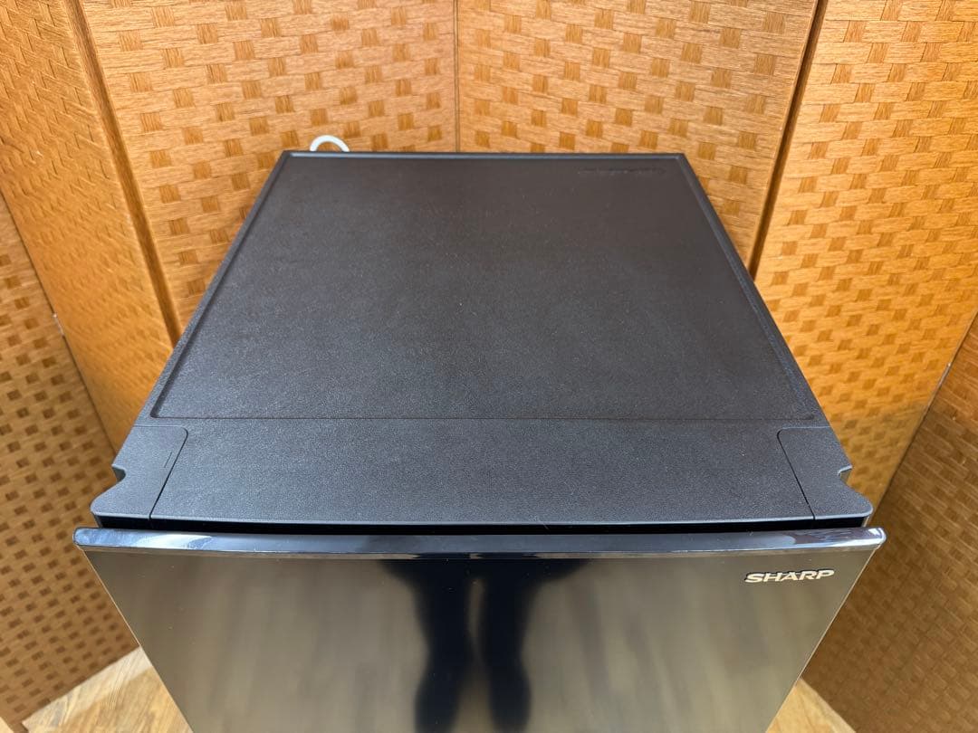 F088 SHARP 2ドア　冷蔵庫　2023年製　SJ-18E2 179L