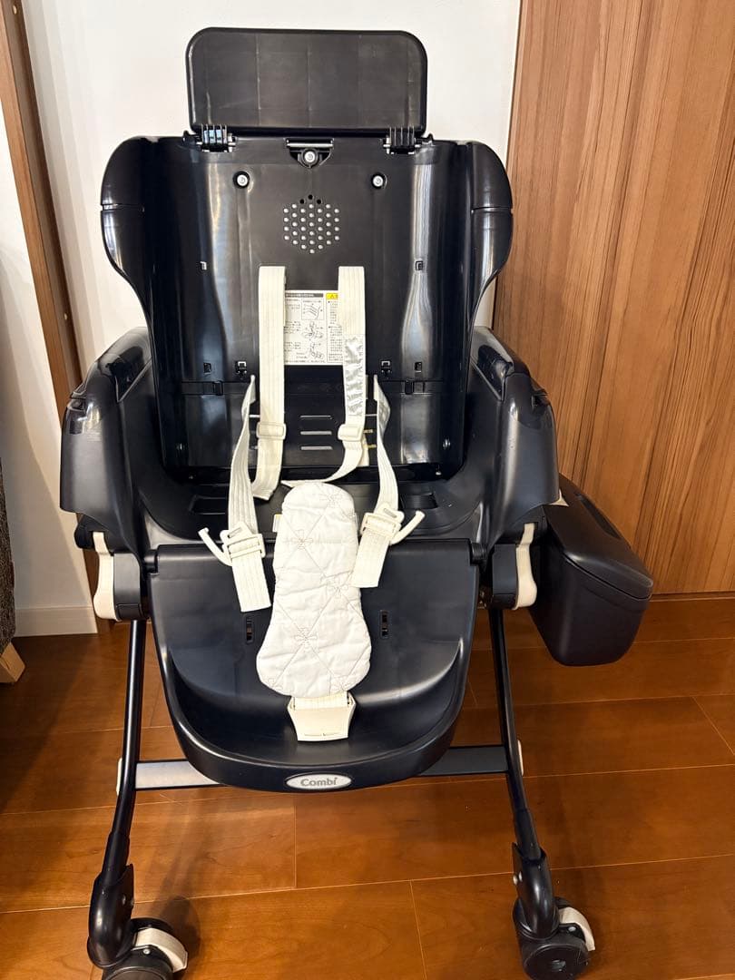 コンビ　電動ハイローチェア　　フェアレット ラグジュア