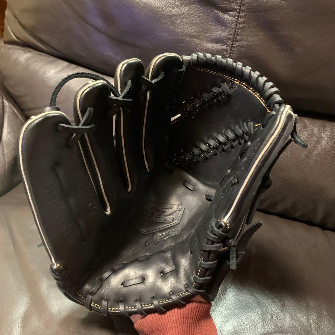 ローリングス　軟式投手用グローブ　左投げ