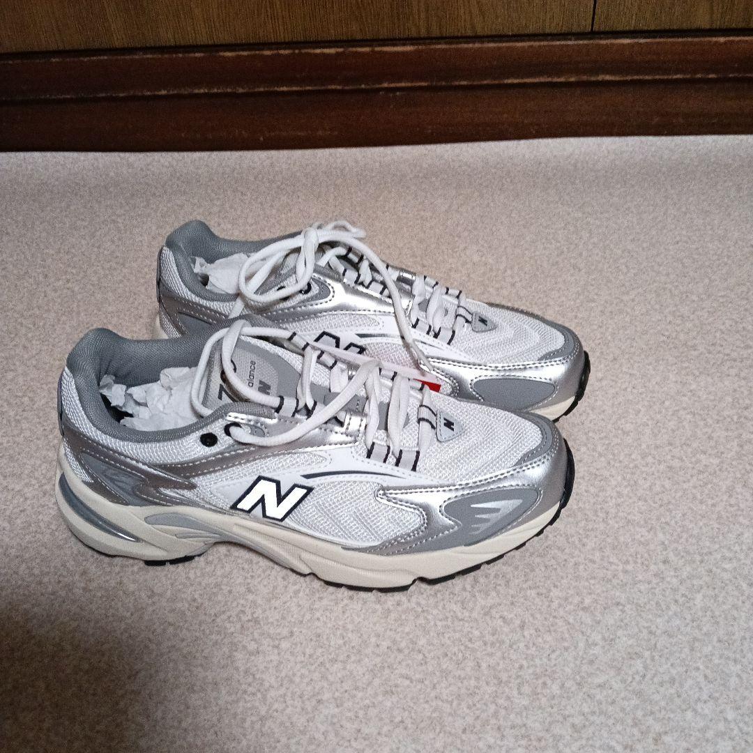 ニューバランスシュ−ズ　ML725c　サイズ24.5