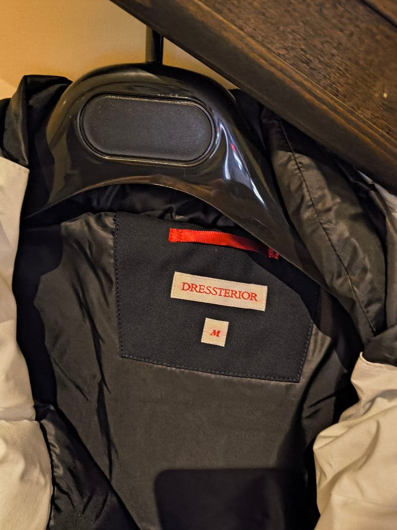 ［ドレステリア］ ホワイトグース ホットメルトダウンジャケット