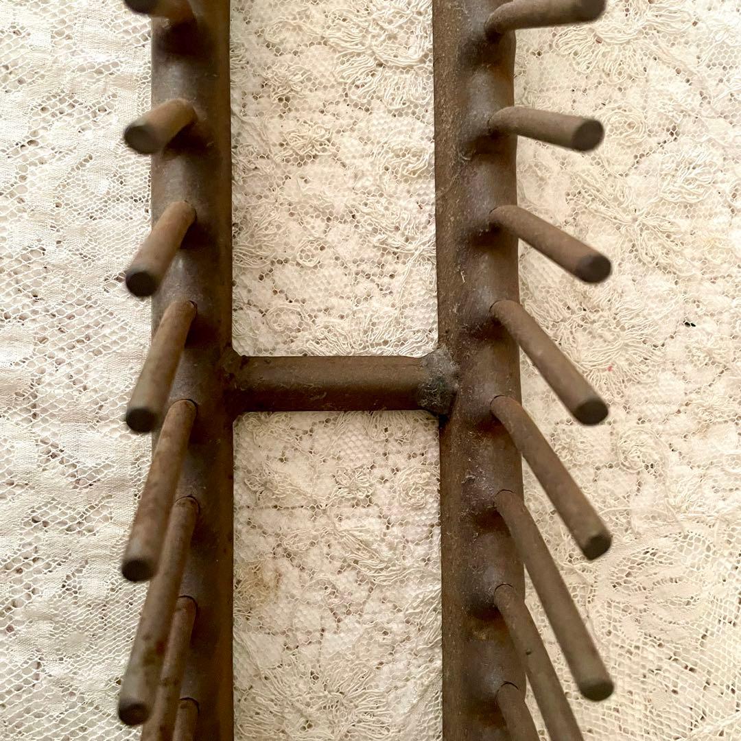 アイアン製ディッシュラック　皿立て　プレートホルダー　フランスアンティーク