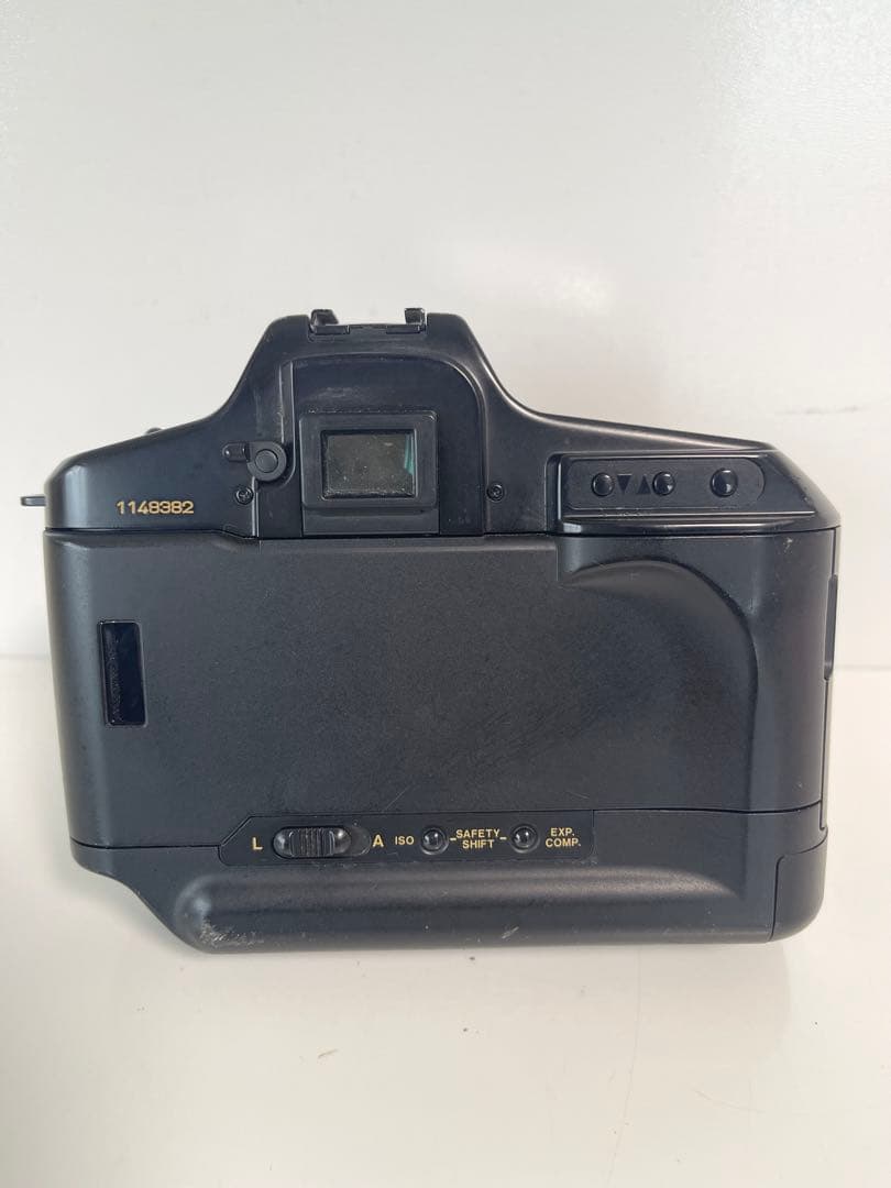 Canon T90 一眼レフカメラ + Tokina 17mmレンズ