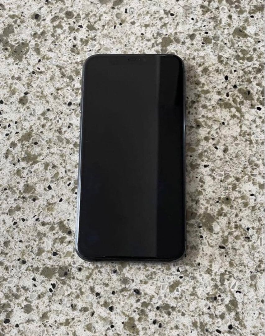 美品 iPhone 11 Pro スペースグレイ 256GB SIMフリー