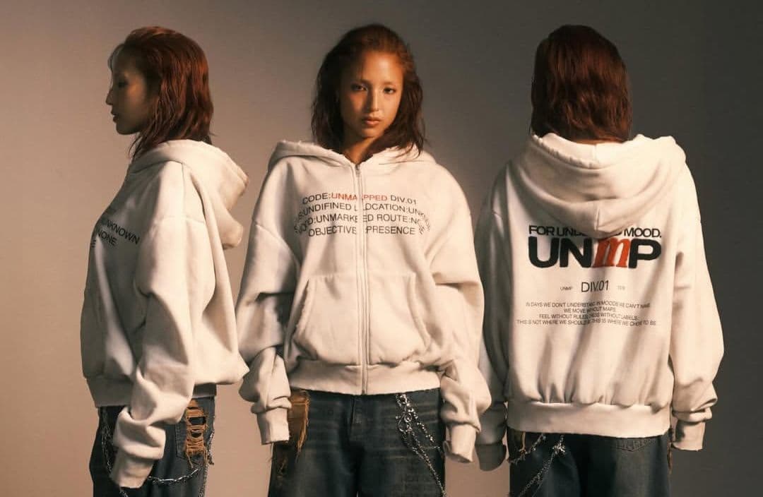 UNMAPPED　Dust fade hoodie / wht