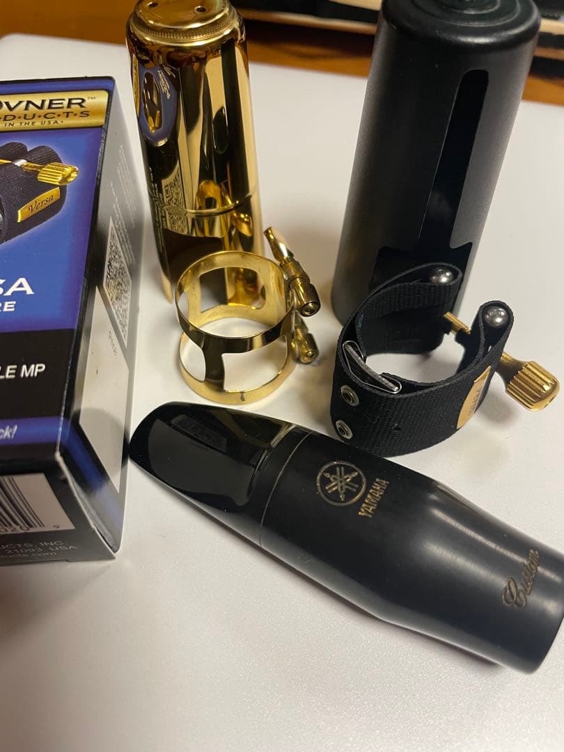 YAMAHAアルトサックスマウスピース4C custom ロブナーリガチャー付き