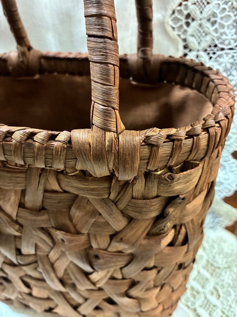 乱れ編み 山葡萄 かごバッグ　籠 バッグ 中布と内ポケット付き