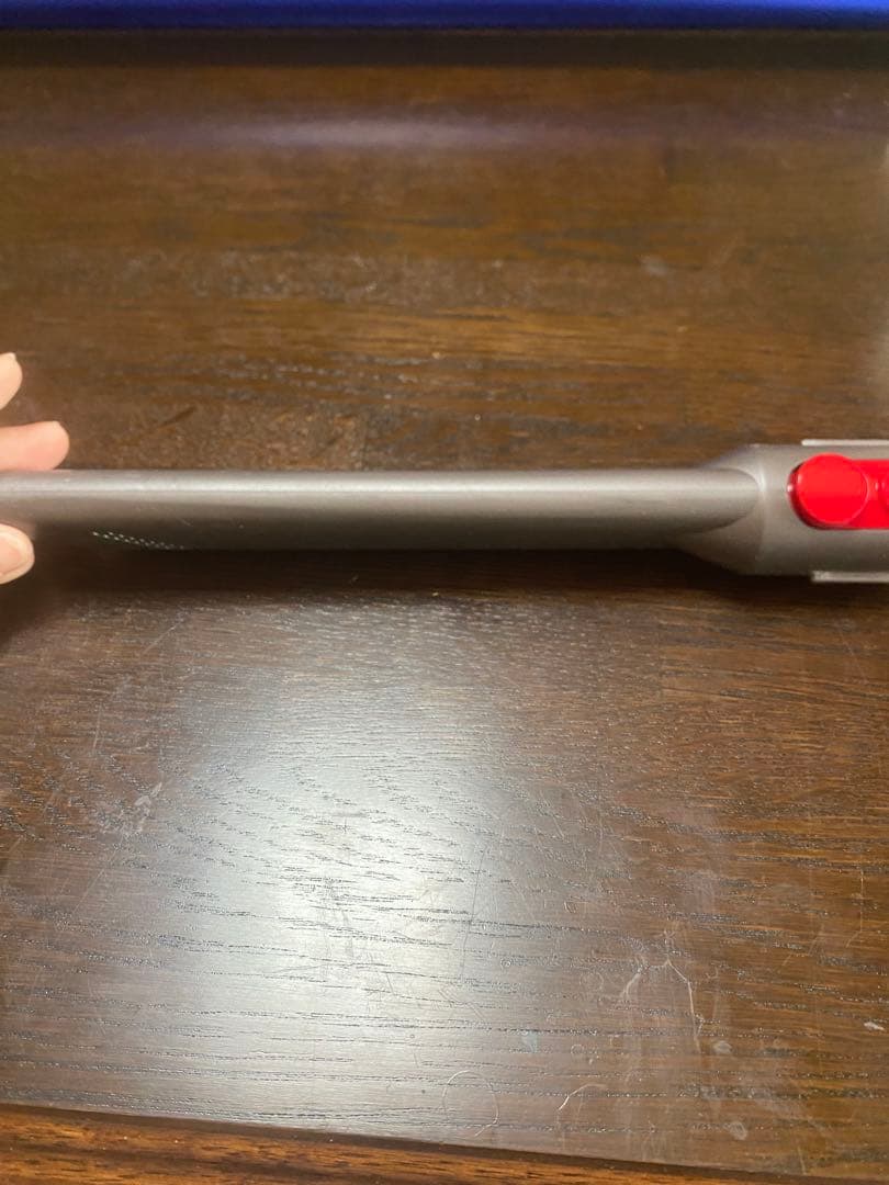 【美品】dyson v8 slim fluffy 掃除機