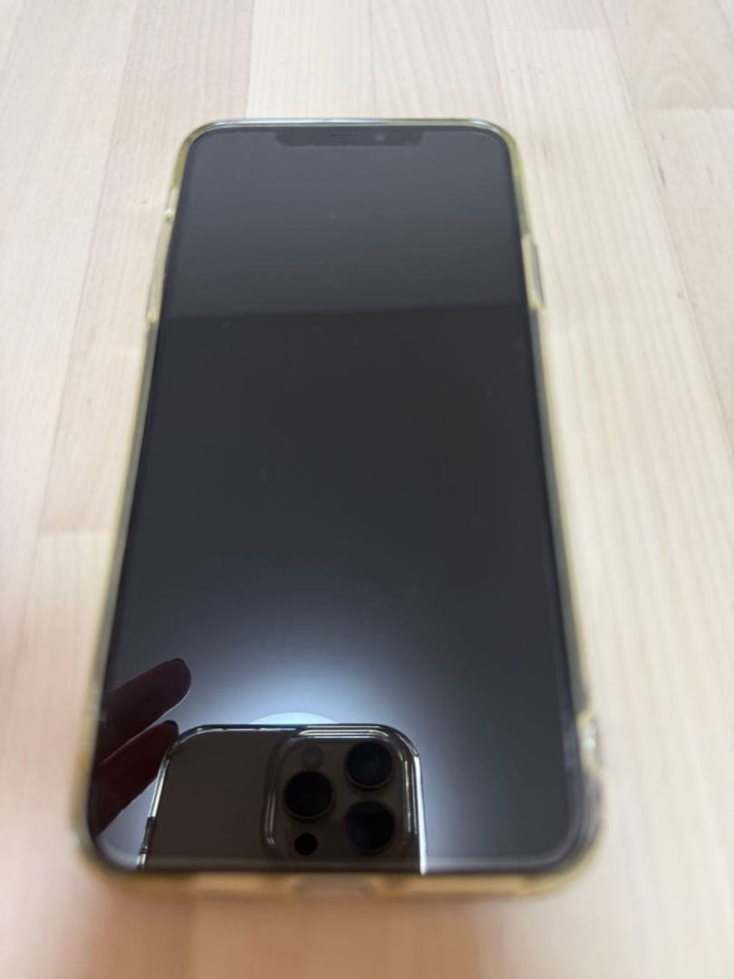 Apple iPhone 11 Pro スペースグレー ケース付き