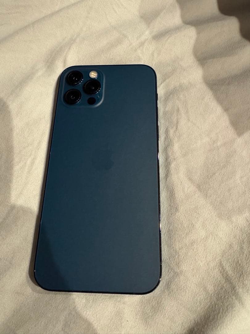 iPhone 12 Pro 本体