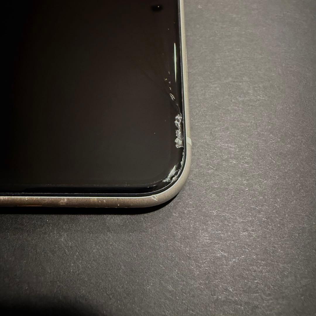 Apple iPhone 11 本体 64GB ホワイト