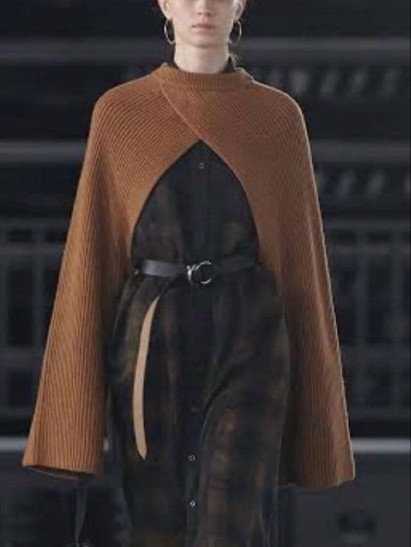 トップス HYKE RIBBED KNIT WOOL SHRUG