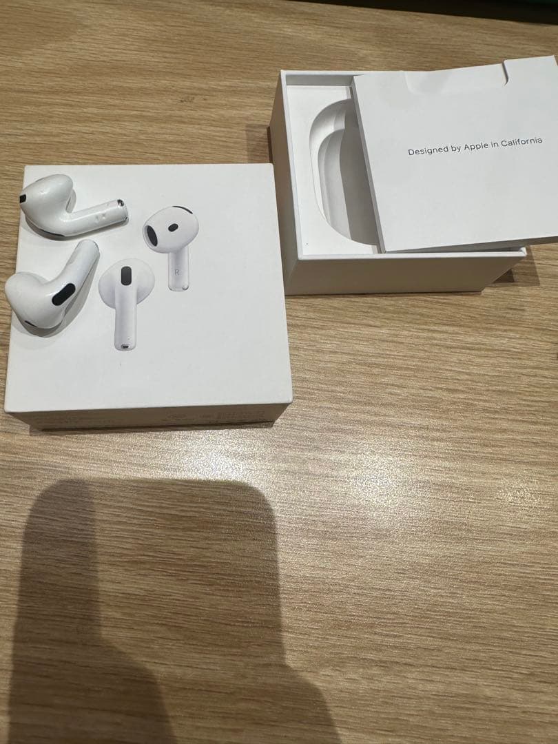 AirPods 第4世代 本体 ホワイト 左耳