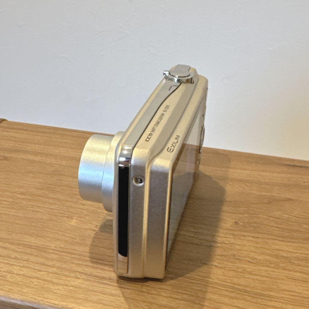 CASIO カシオ EXILIM EX-Z270 ゴールド