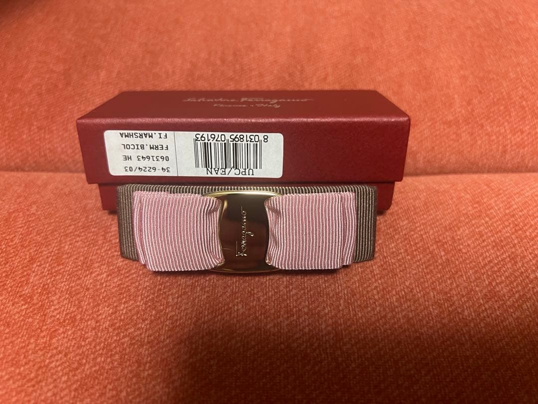 【新品未使用品】サルヴァトーレフェラガモ　リボンバレッタ