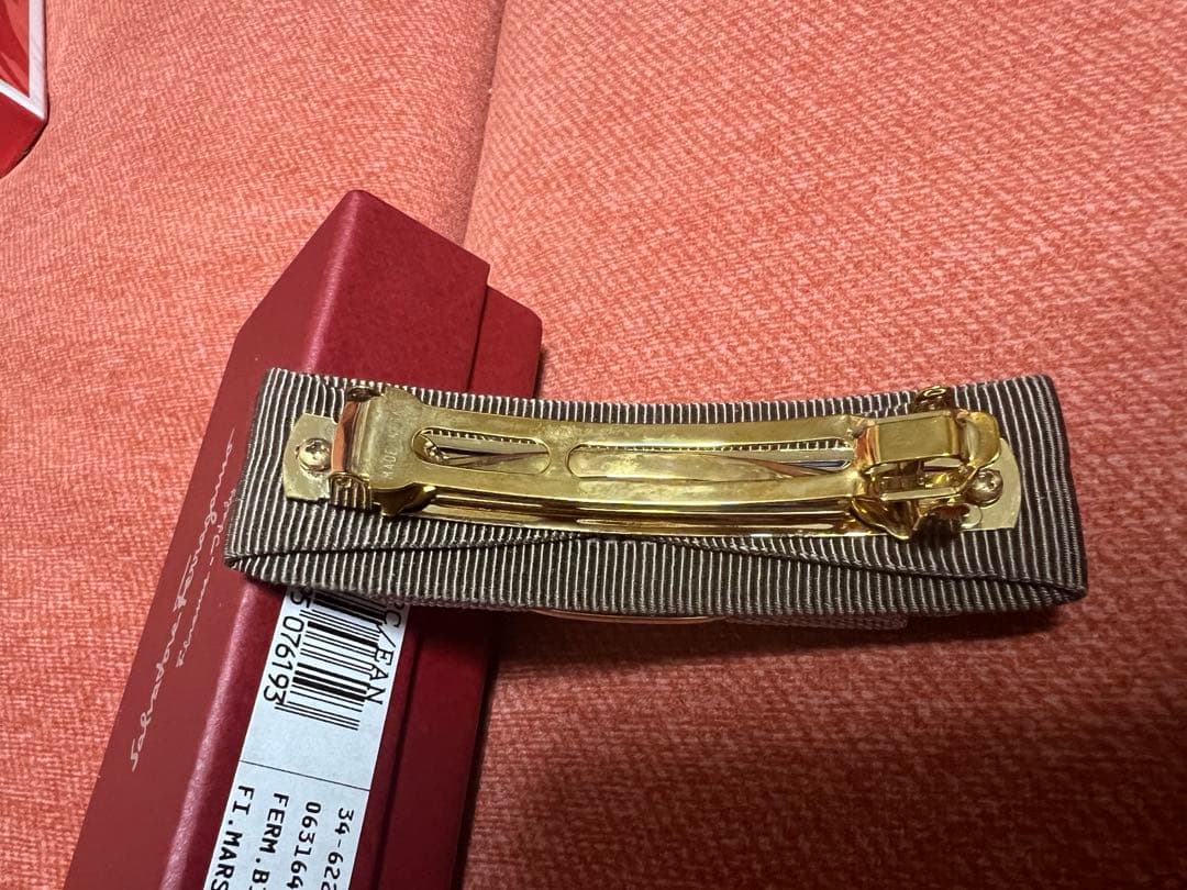 【新品未使用品】サルヴァトーレフェラガモ　リボンバレッタ