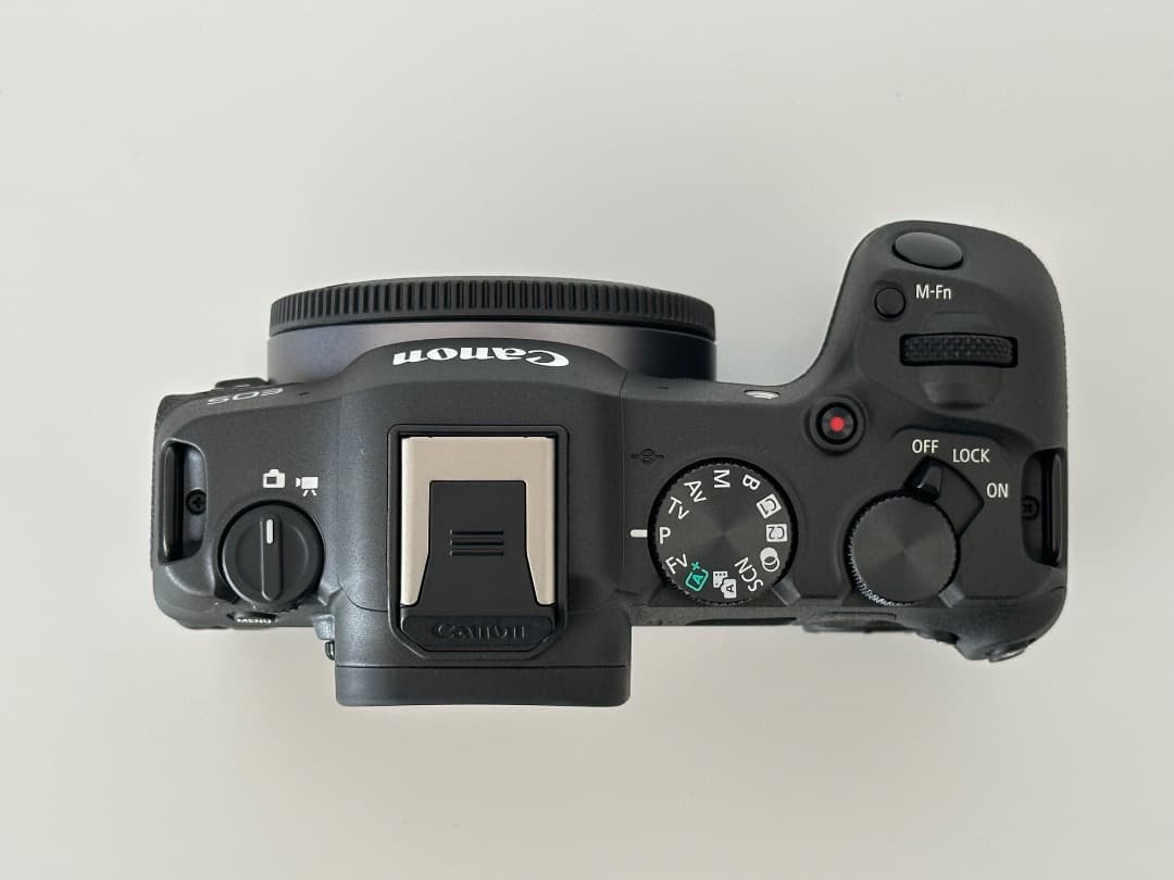 【美品】Canon EOS R8 ボディ / ショット数279枚