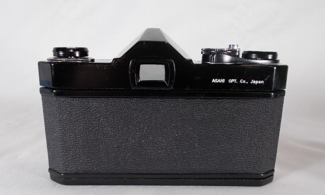 フィルムカメラ 整備済　Pentax SP + レンズ f/1.8　T170