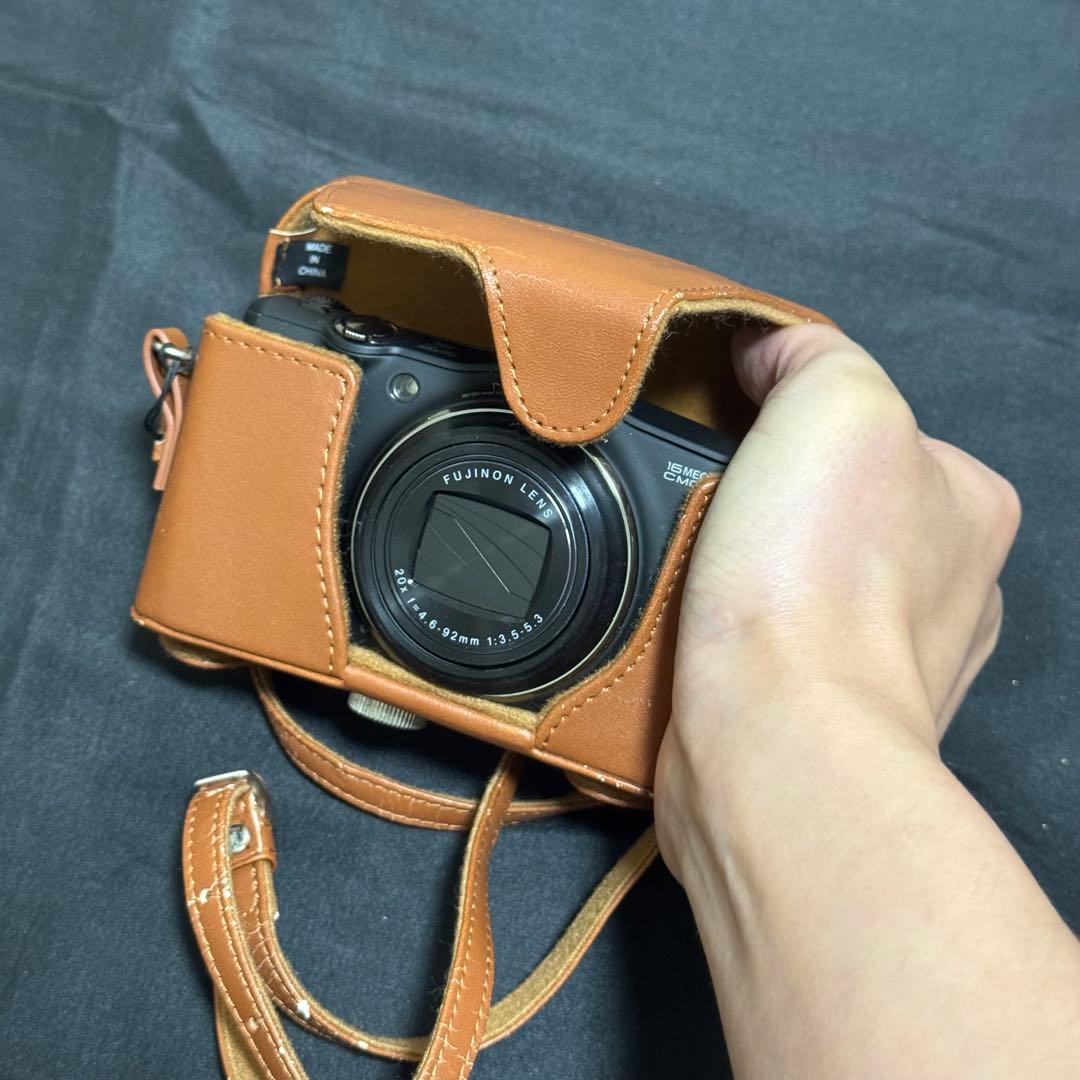 Fujifilm FinePix F800EXR デジタルカメラ 動作確認済