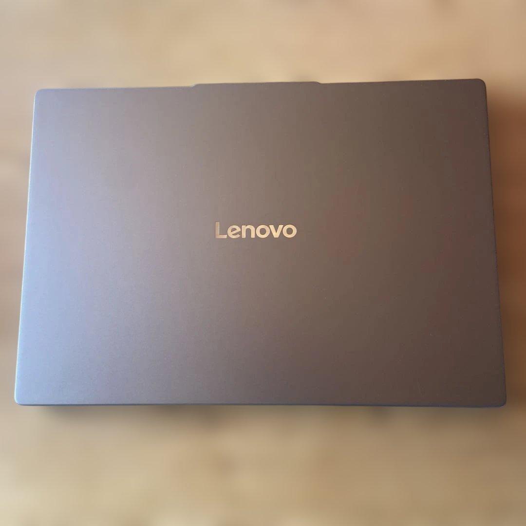 美品Lenovo ノートPC 15.3インチディスプレイ