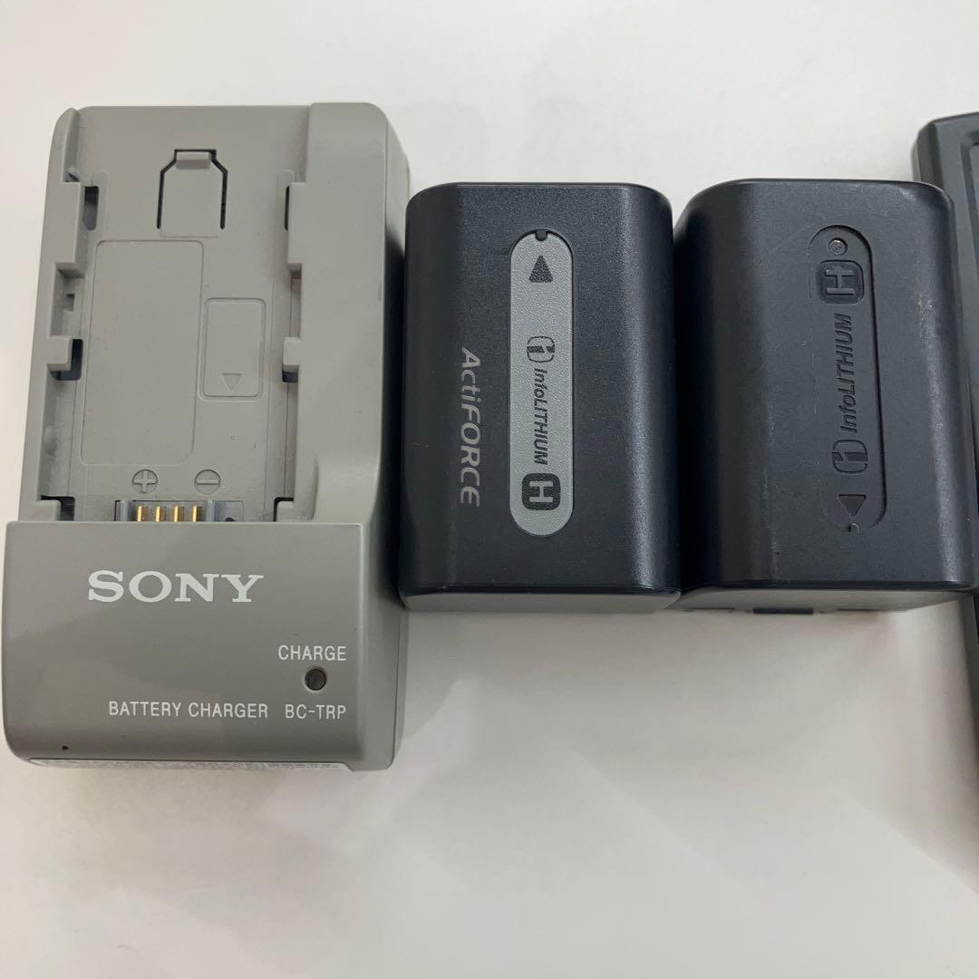 SONY HDR-XR500V バッテリー付き　ビデオカメラ　ソニー