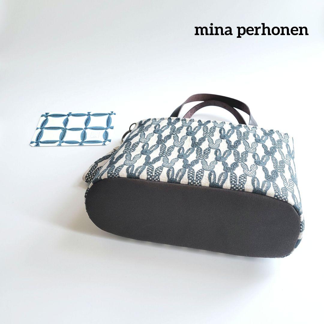 ミナペルホネン　ファスナー楕円トートバック　キーリング付き　pomppia