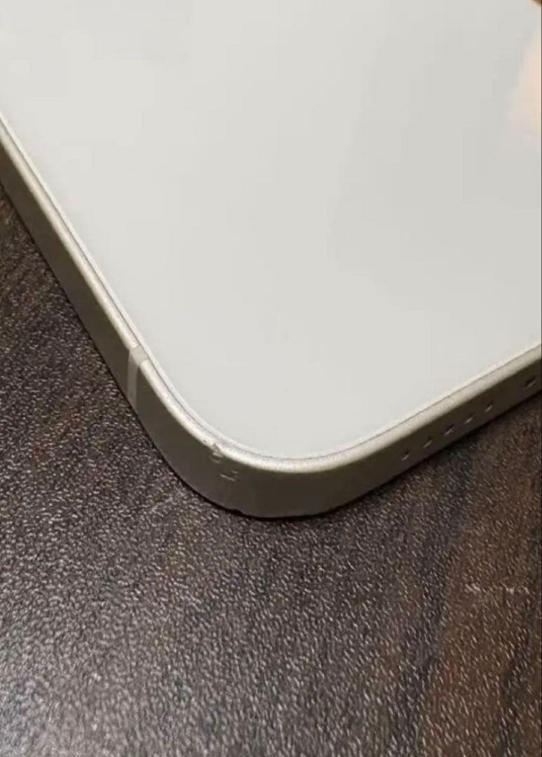 iPhone 13 256G SIMフリー　ホワイト 本体