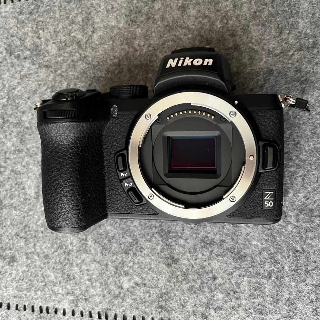 Nikon Z50 ショット数8,806回 ミラーレス一眼 カメラバック付属