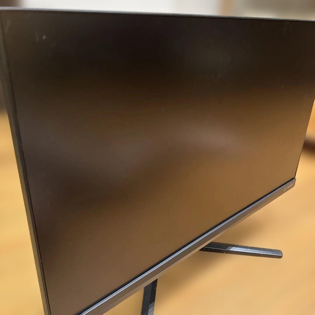 PHILIPS ゲーミングモニター 24M2N32 モニターアームも付けれます。