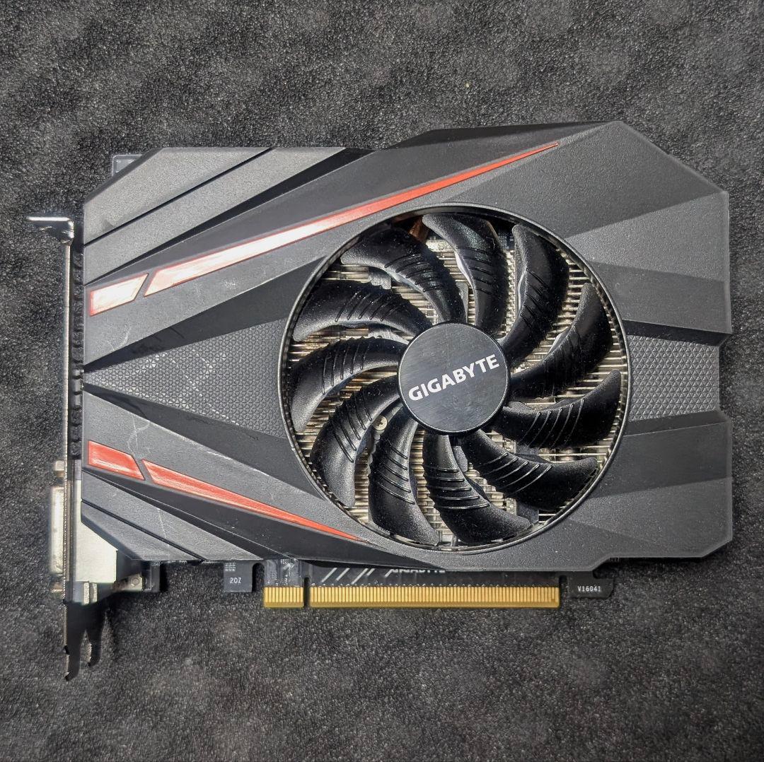 【中古】GIGABYTE Geforce 1070 8GB グラフィックボード