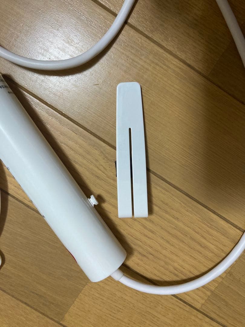 Aduro LEDフェイスマスク ホワイト 美顔器