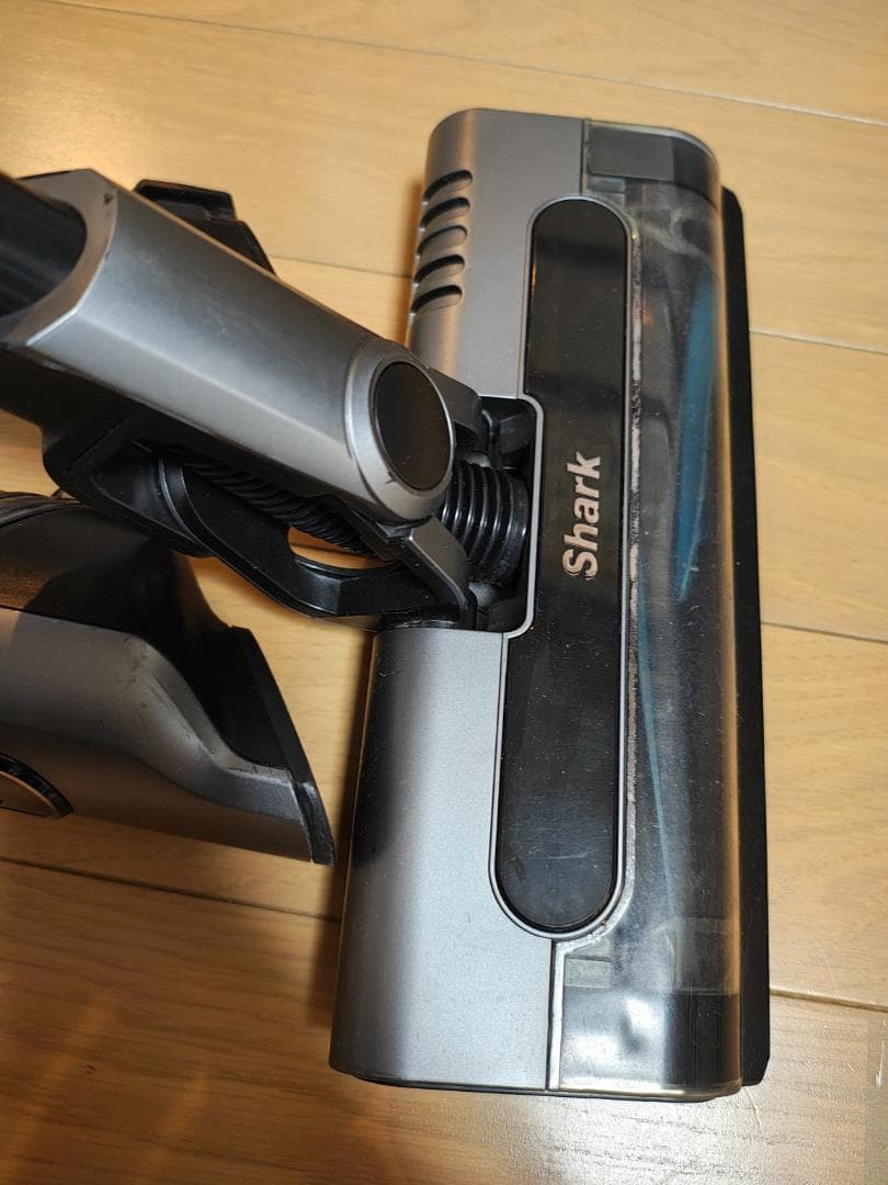 シャーク★コードレスクリーナー★CS401JGR★バッテリーの状態良好★難あり