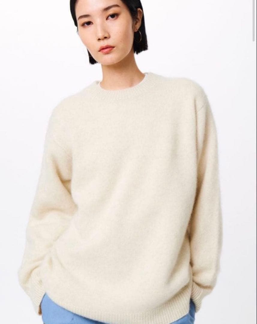 STUNNING LURE ホワイトヤクニットプルオーバー オフホワイト