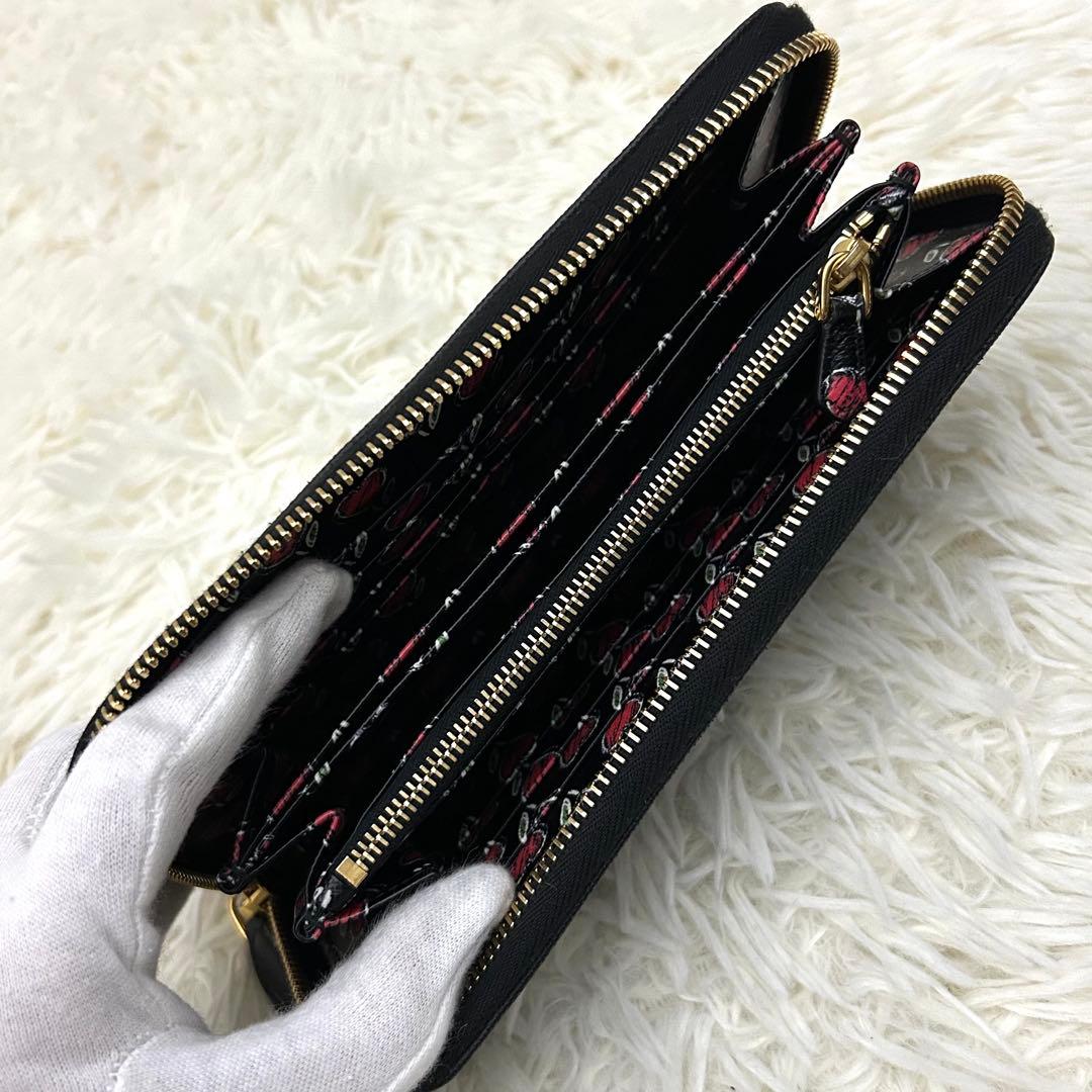 ［極美品］PRADA ハート バイカラー ロゴ ロングウォレット 長財布