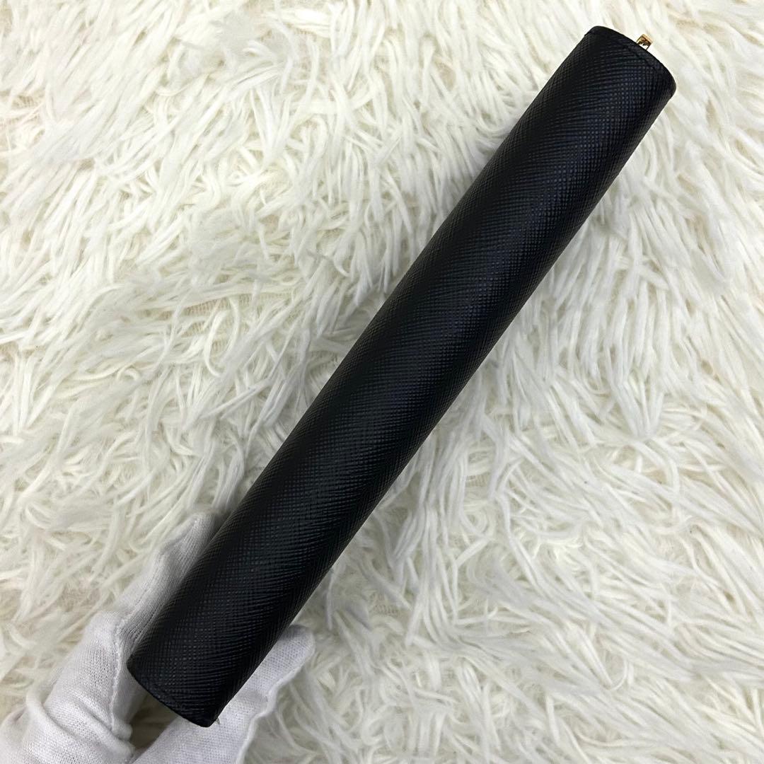 ［極美品］PRADA ハート バイカラー ロゴ ロングウォレット 長財布