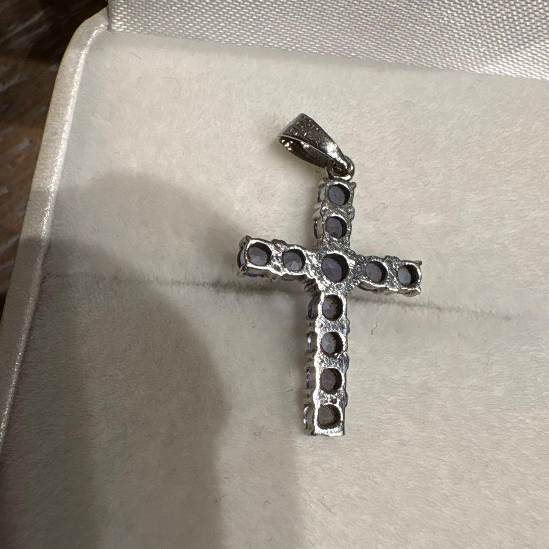 タンザナイト付きネックレストップ　pt900