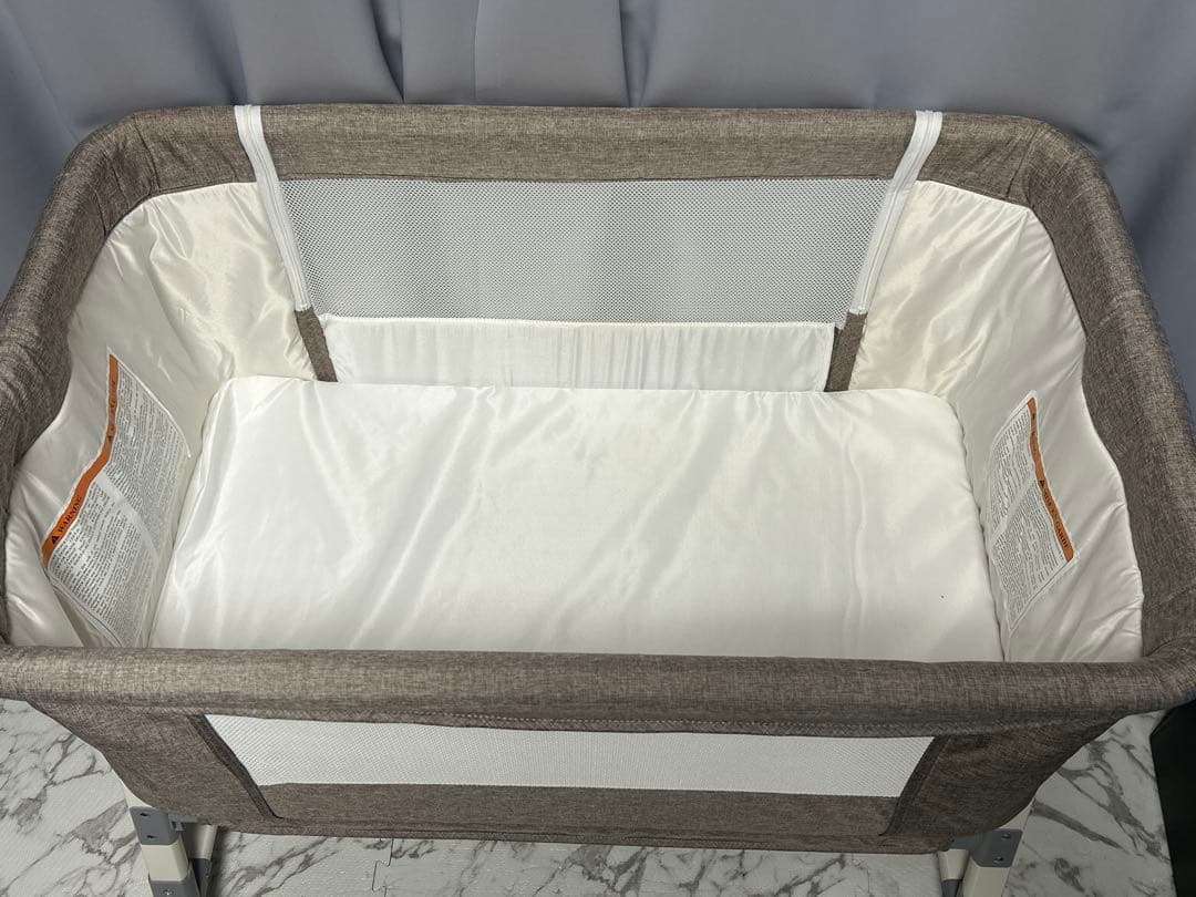 Vinona　ベビーベッド　折りたたみ